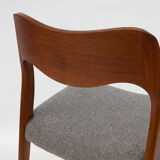 Lot de 8 chaises modèle 71 Arne Hovmand Olsen pour Niels Moller années 60/70