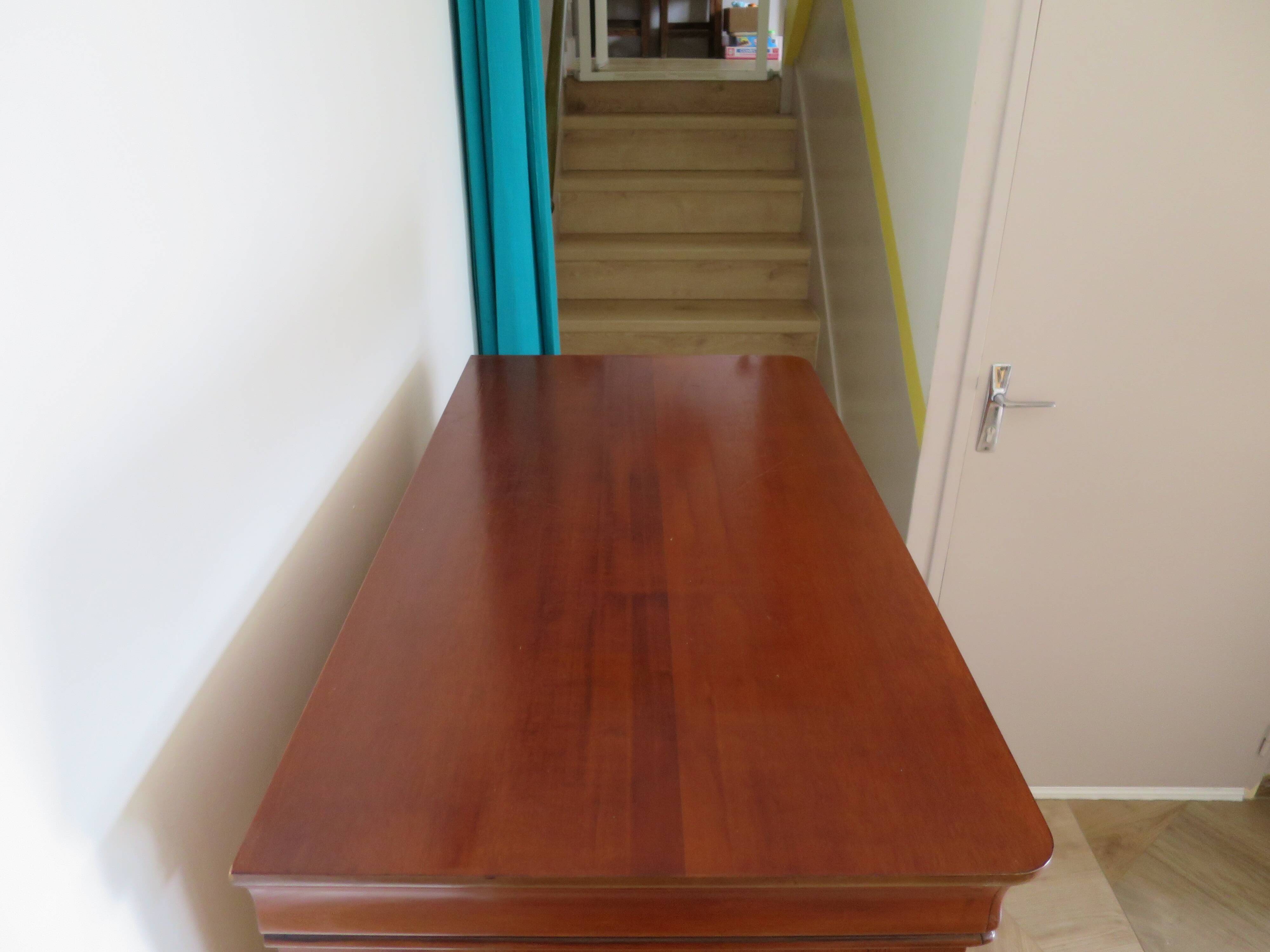 Louis Philippe style chest of drawers in cherry wood