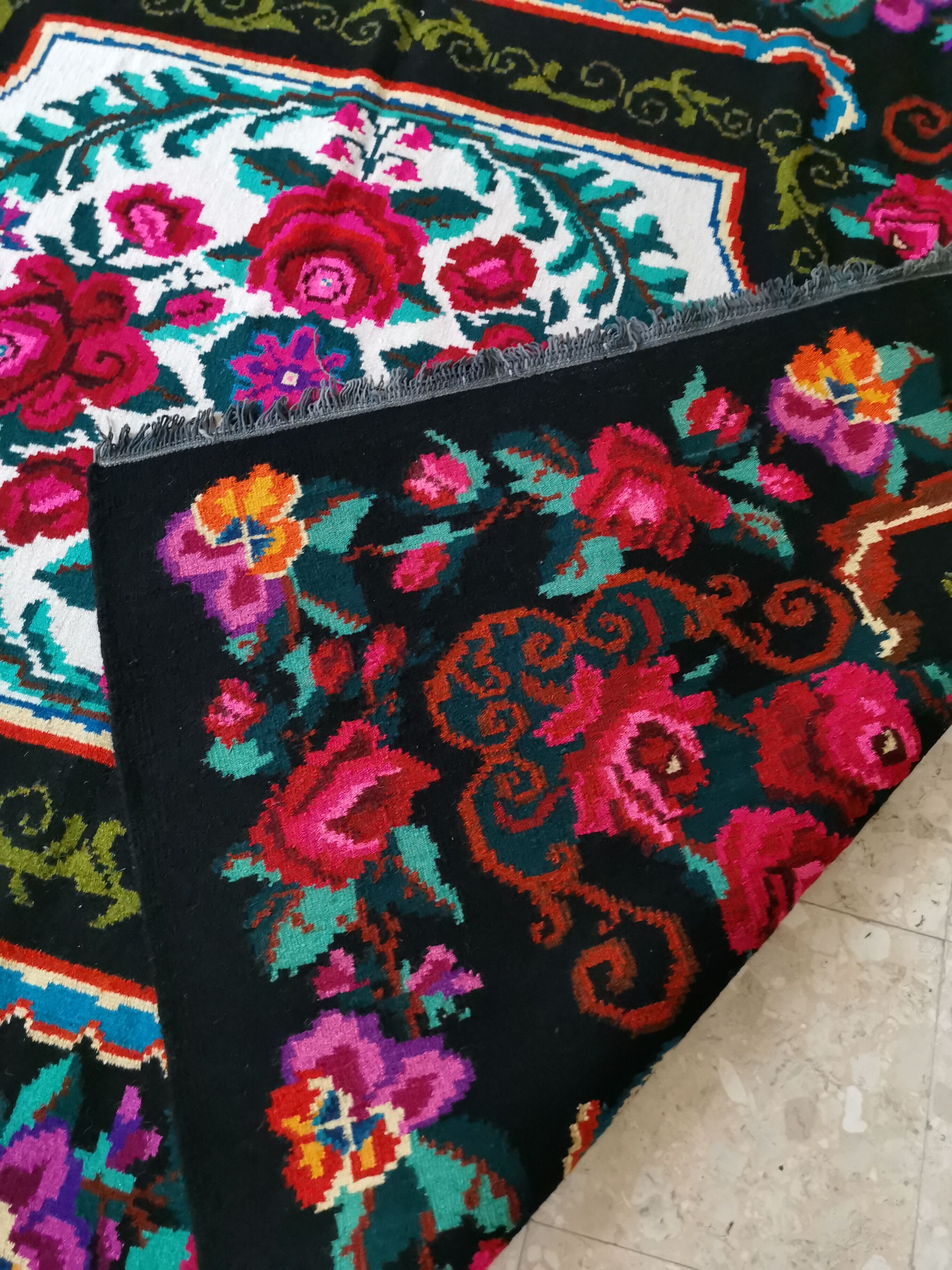 Moldovan kilim carpet