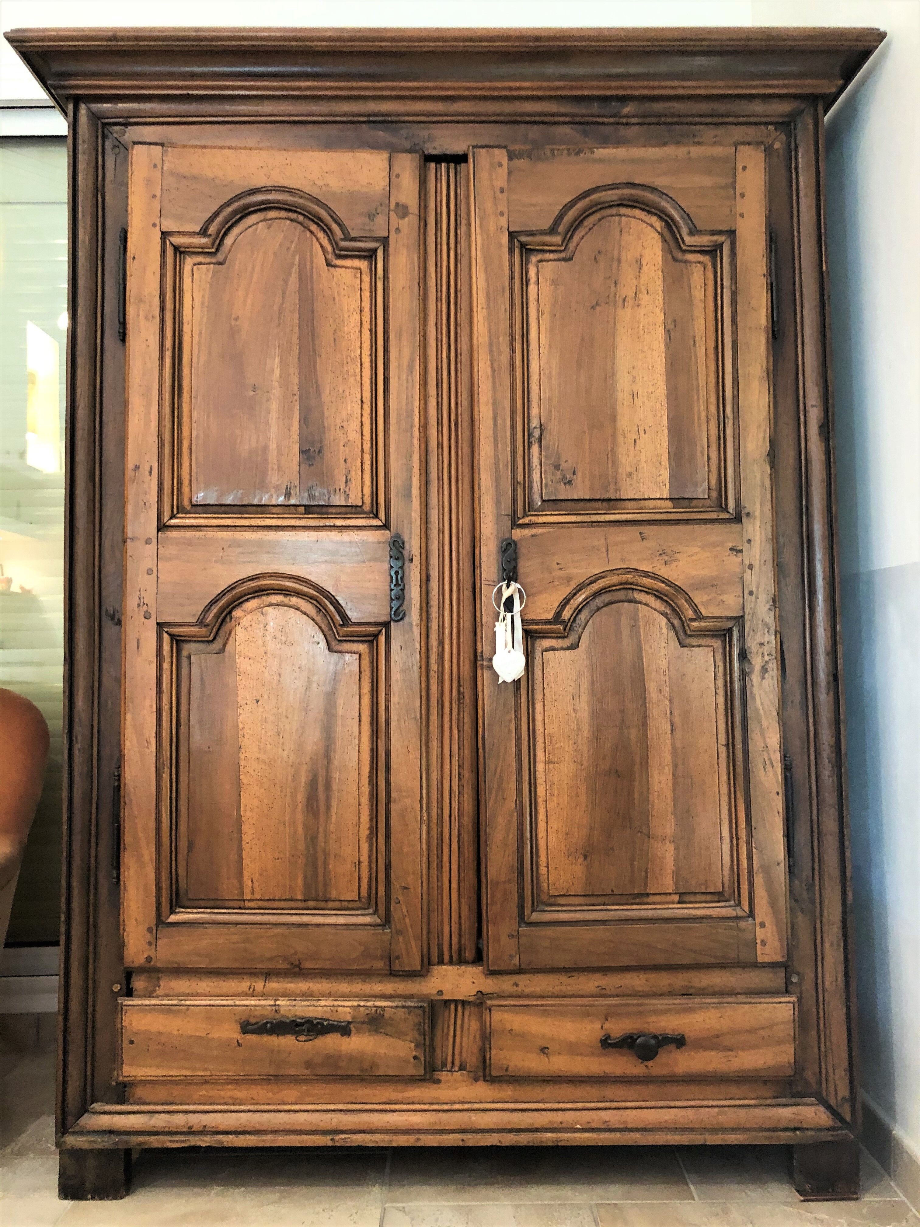 Wardrobe 2 doors solid walnut