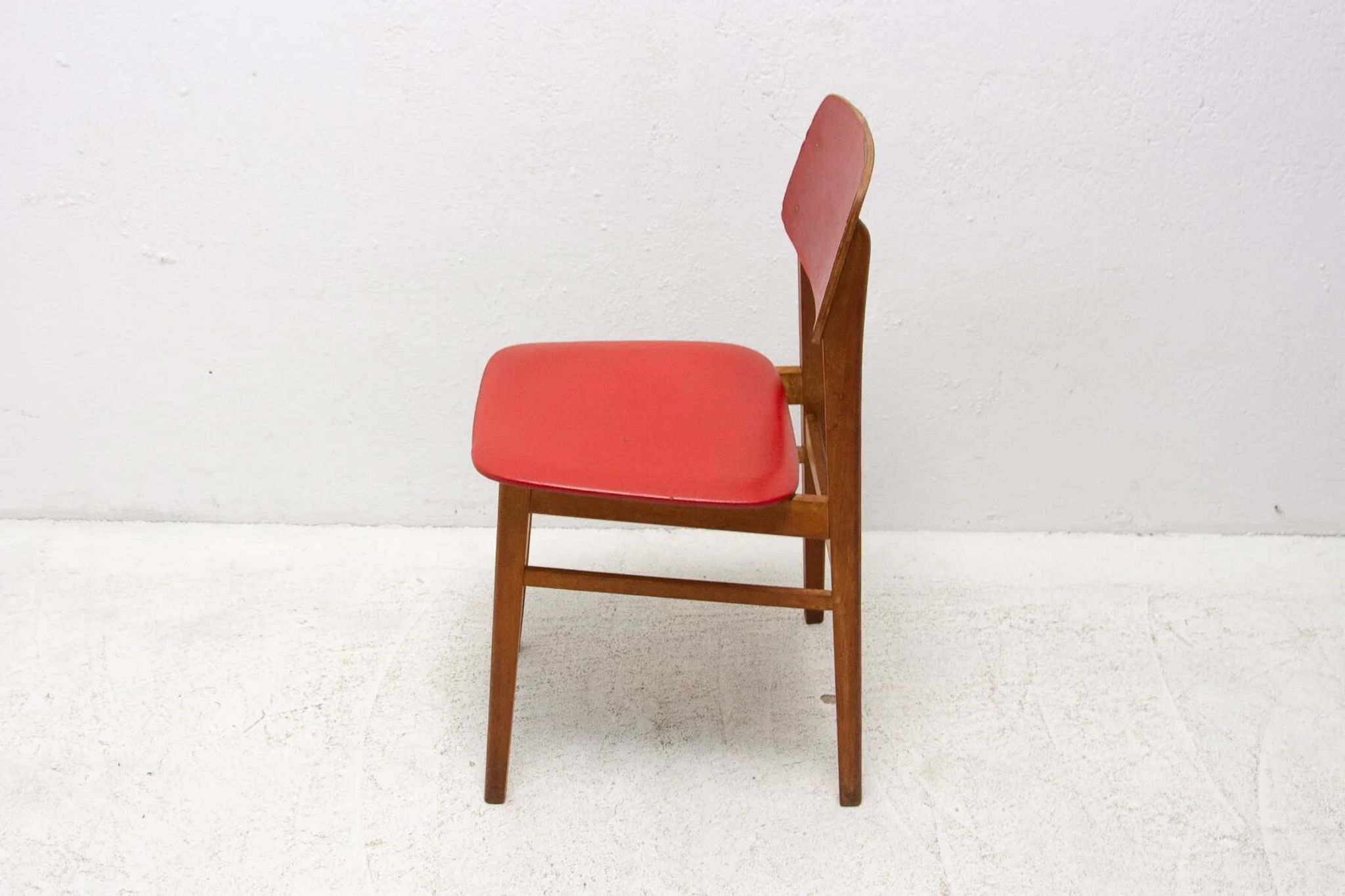 Mid-century colour chair, vintage wooden accent seating, 1960s