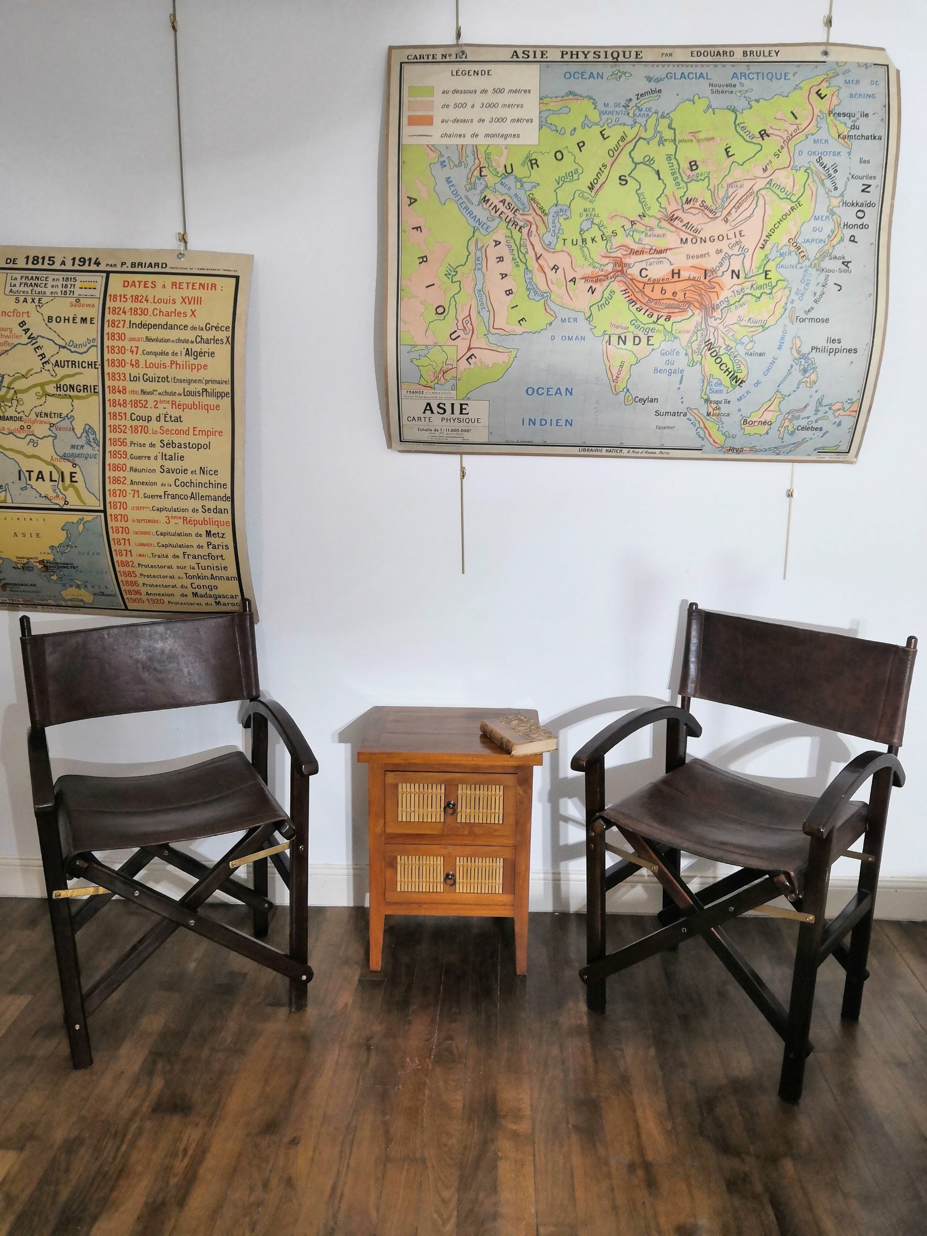 Folding leather screenwriter armchair