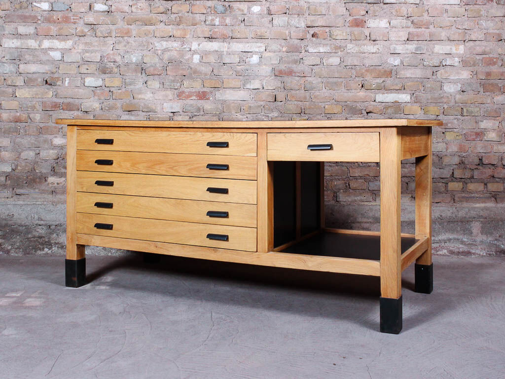 Solid wooden steel tray counter