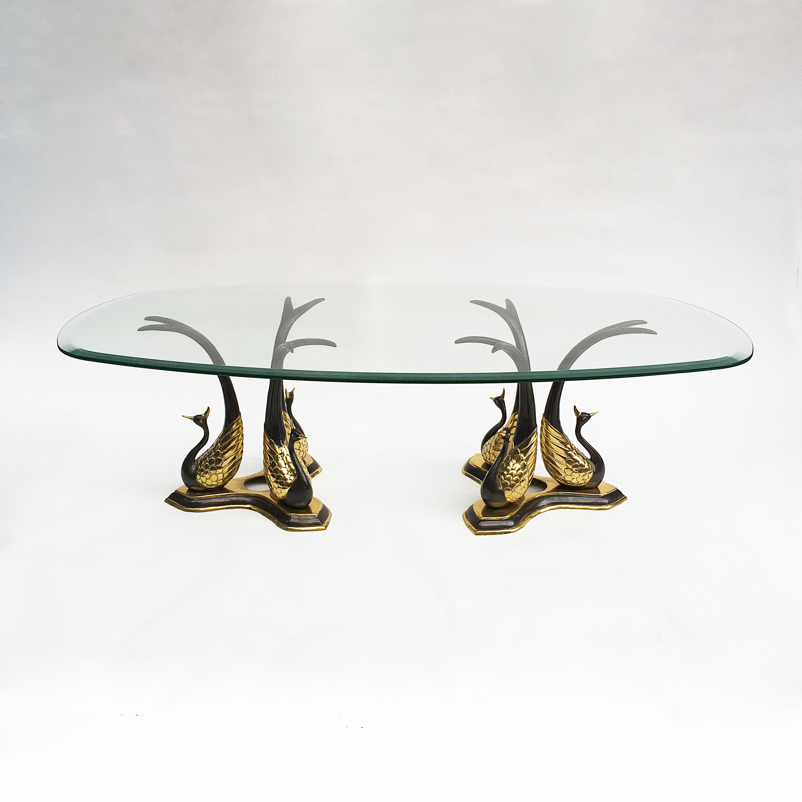 Table Hollywood regency