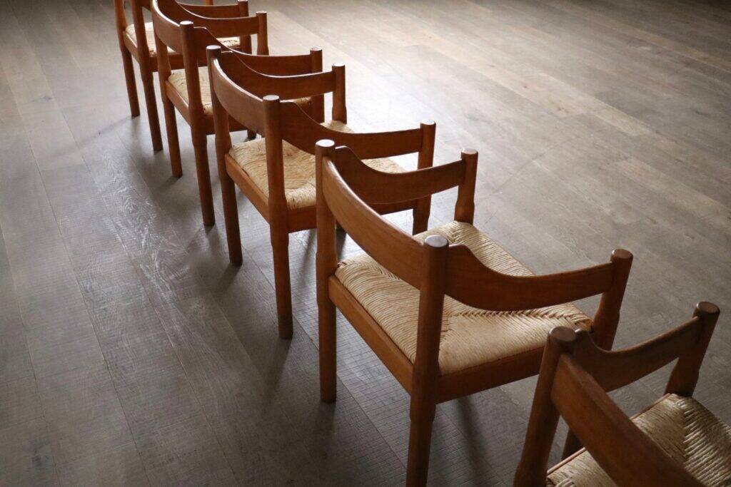 5 chaises Carimate par Vico Magistretti, Italie 1960
