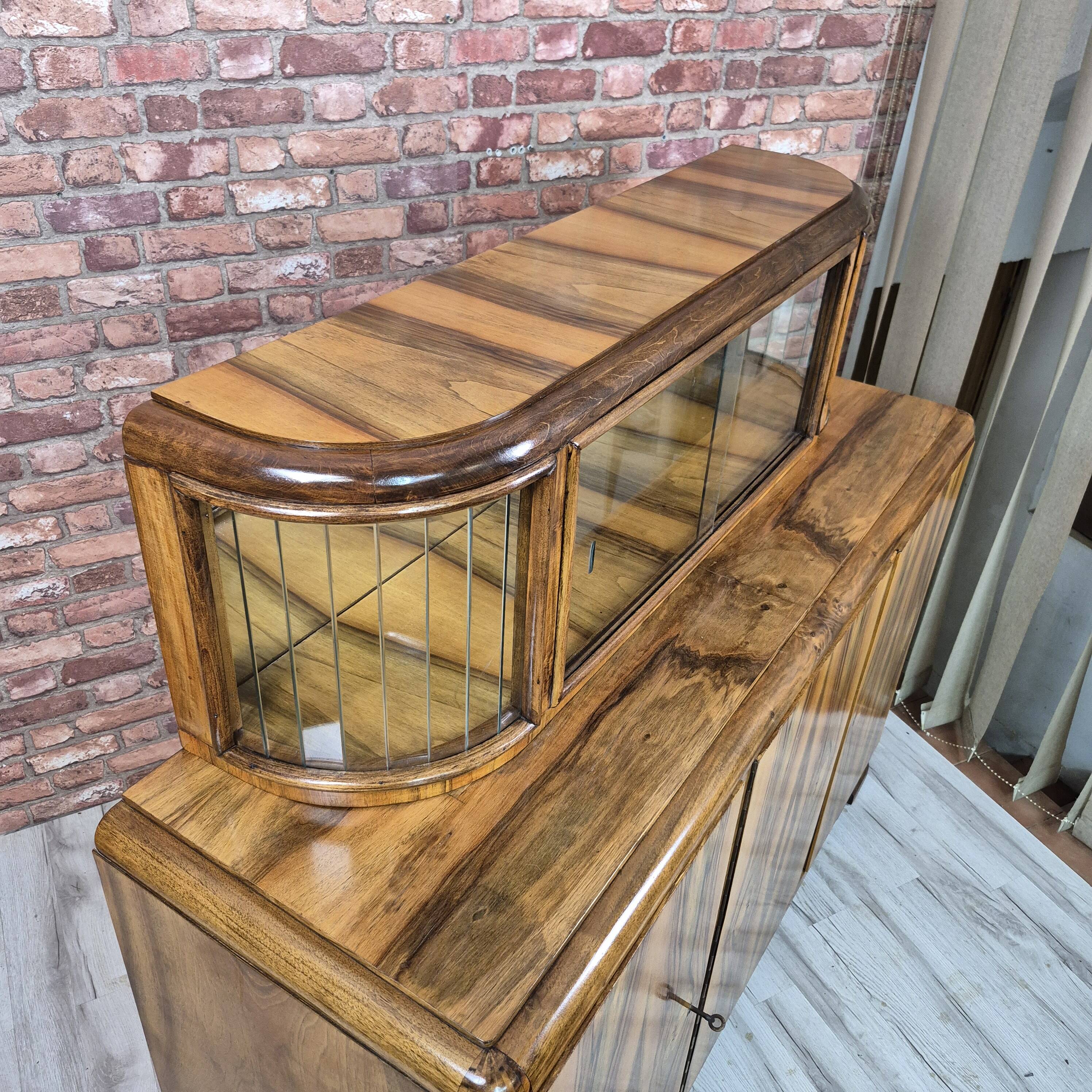 Exceptional Art Deco Walnut Sideboard with Slatted Glass Display - 1930s Fu