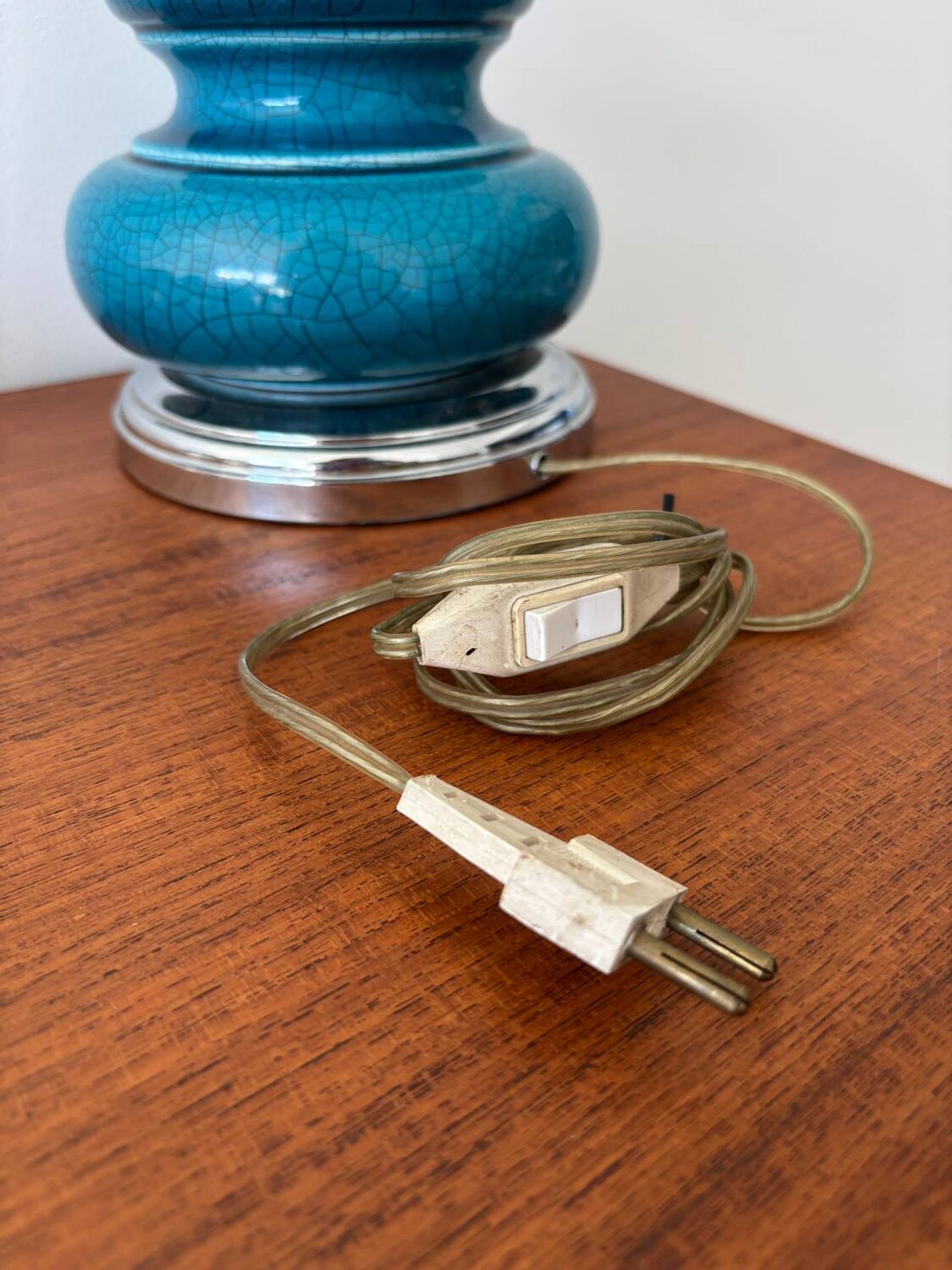 Lampe vintage en céramique craquelée émaillée bleu turquoise – base ch