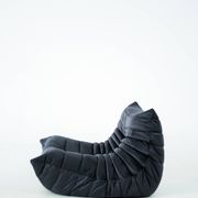 Togo set of chair and pouf in black shiny velvet