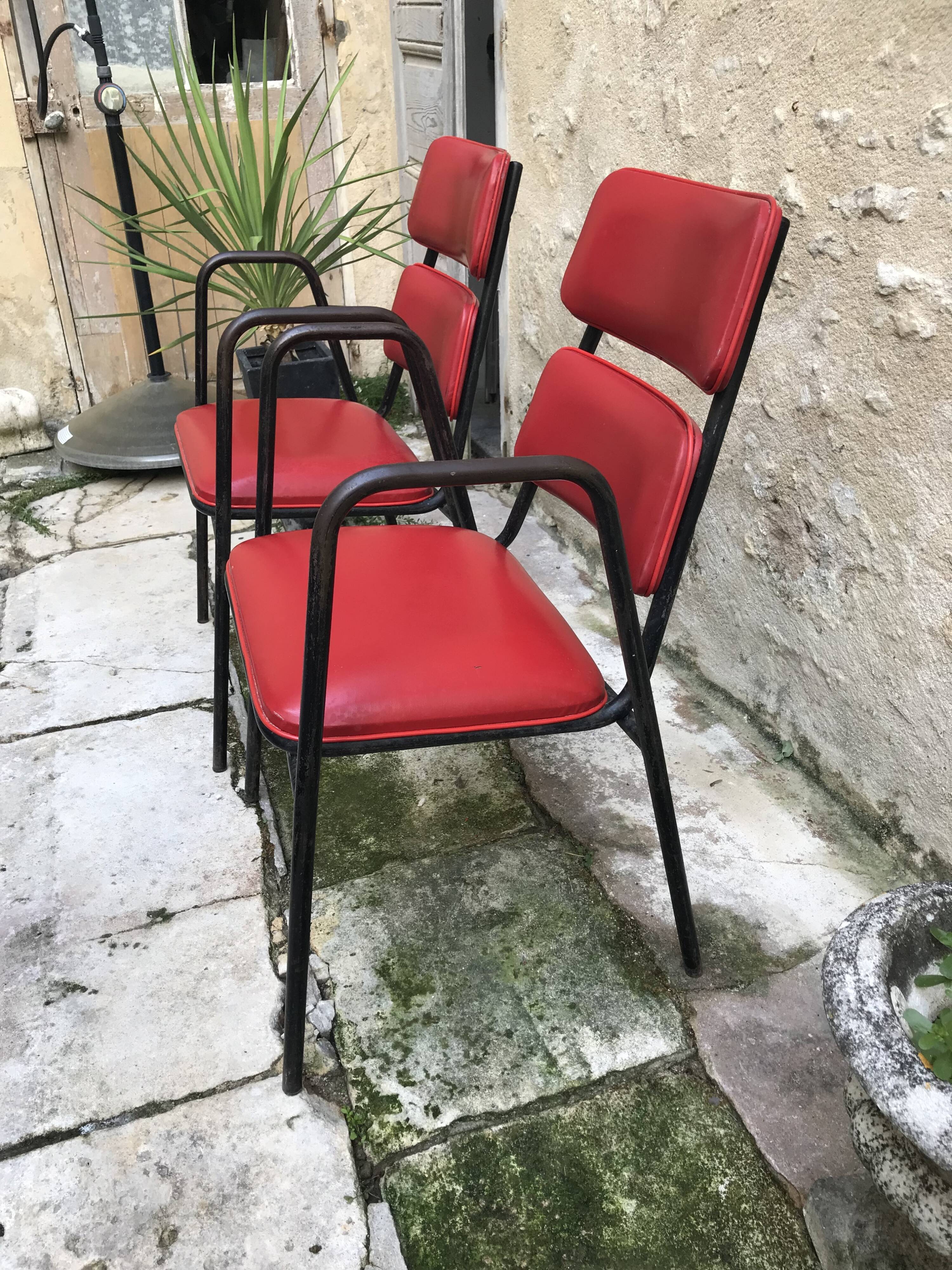 Pair of armchairs in red skai 1950 vintage design 50s 70
