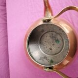 Copper kettle with ceramic handle