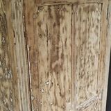 Parisian bonnetière wardrobe