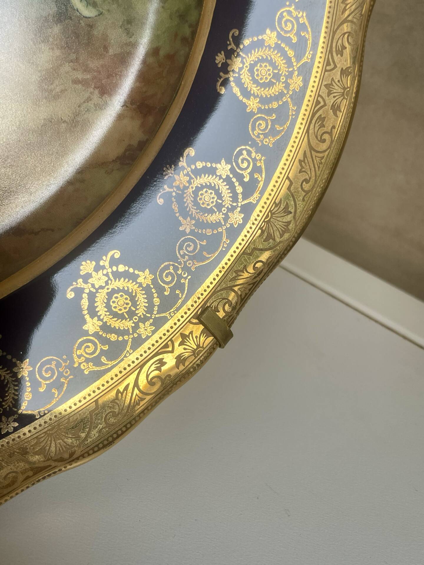 Decorative plate collection limoges. prestige de limoges - france