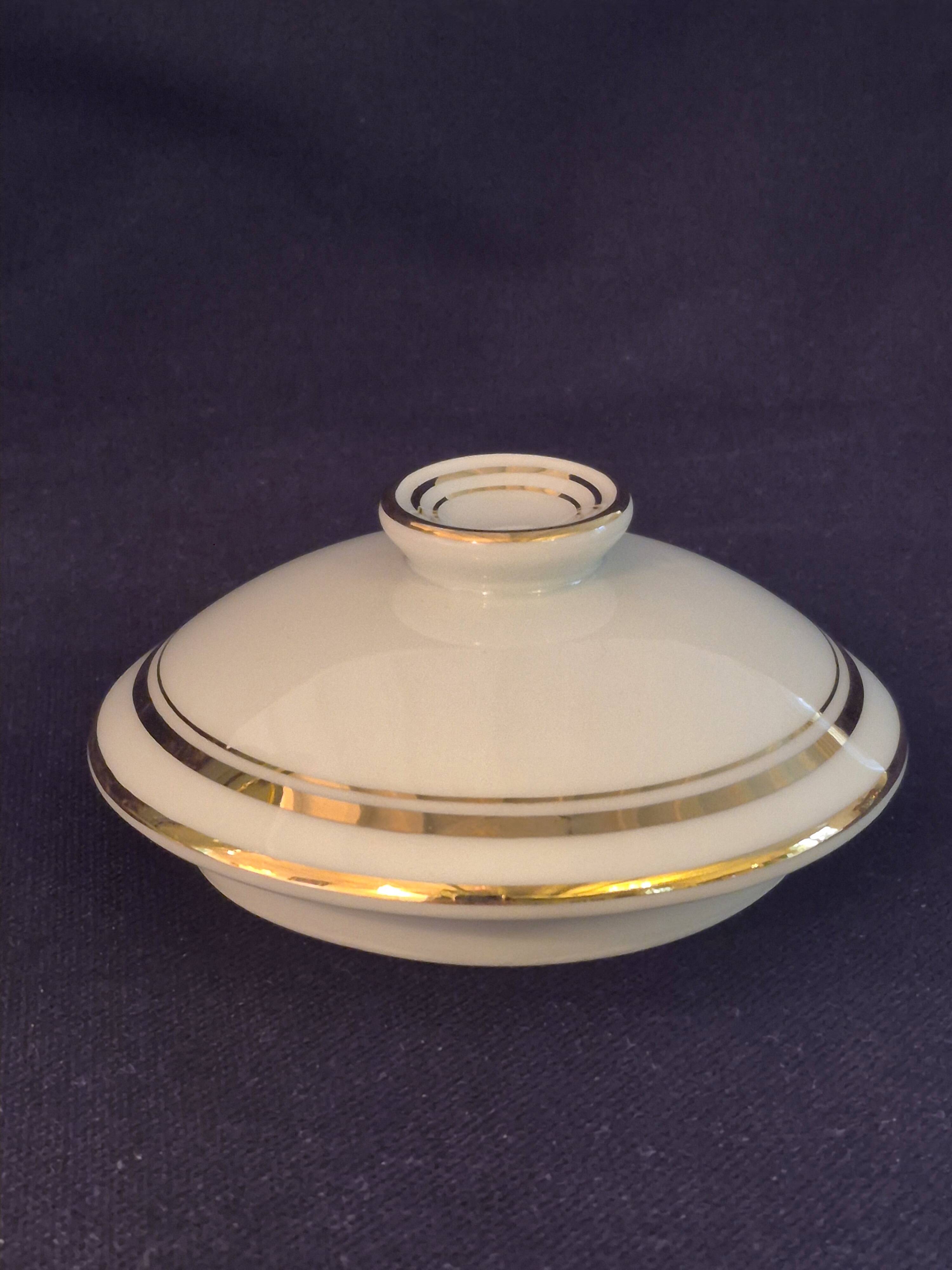 Teapot coffee pot jug Limoges Charles Ahrenfeldt A480