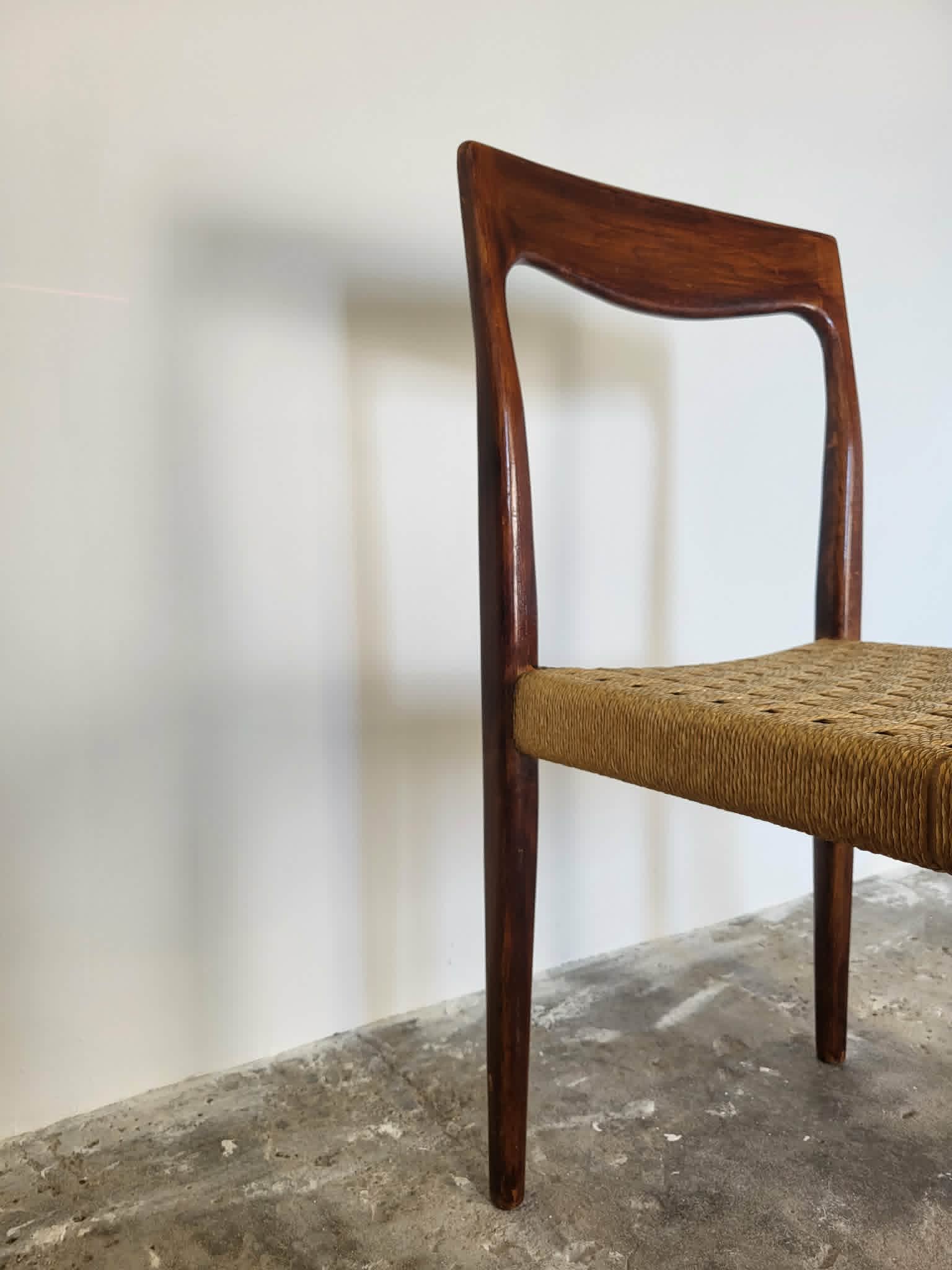 Chaise design scandinave 60/70