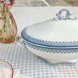 Old tureen
