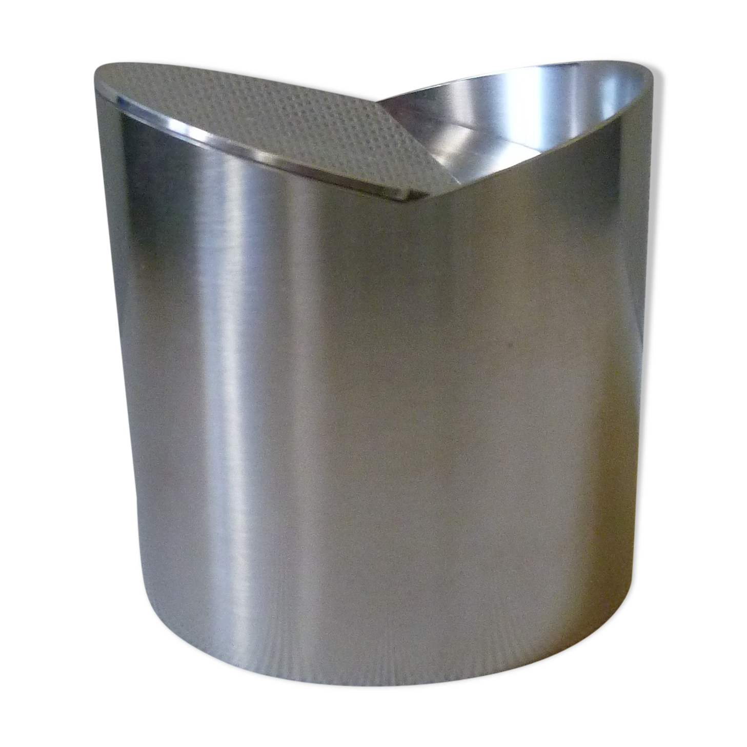 Rocking ashtray Stelton design Aart Roedlandt