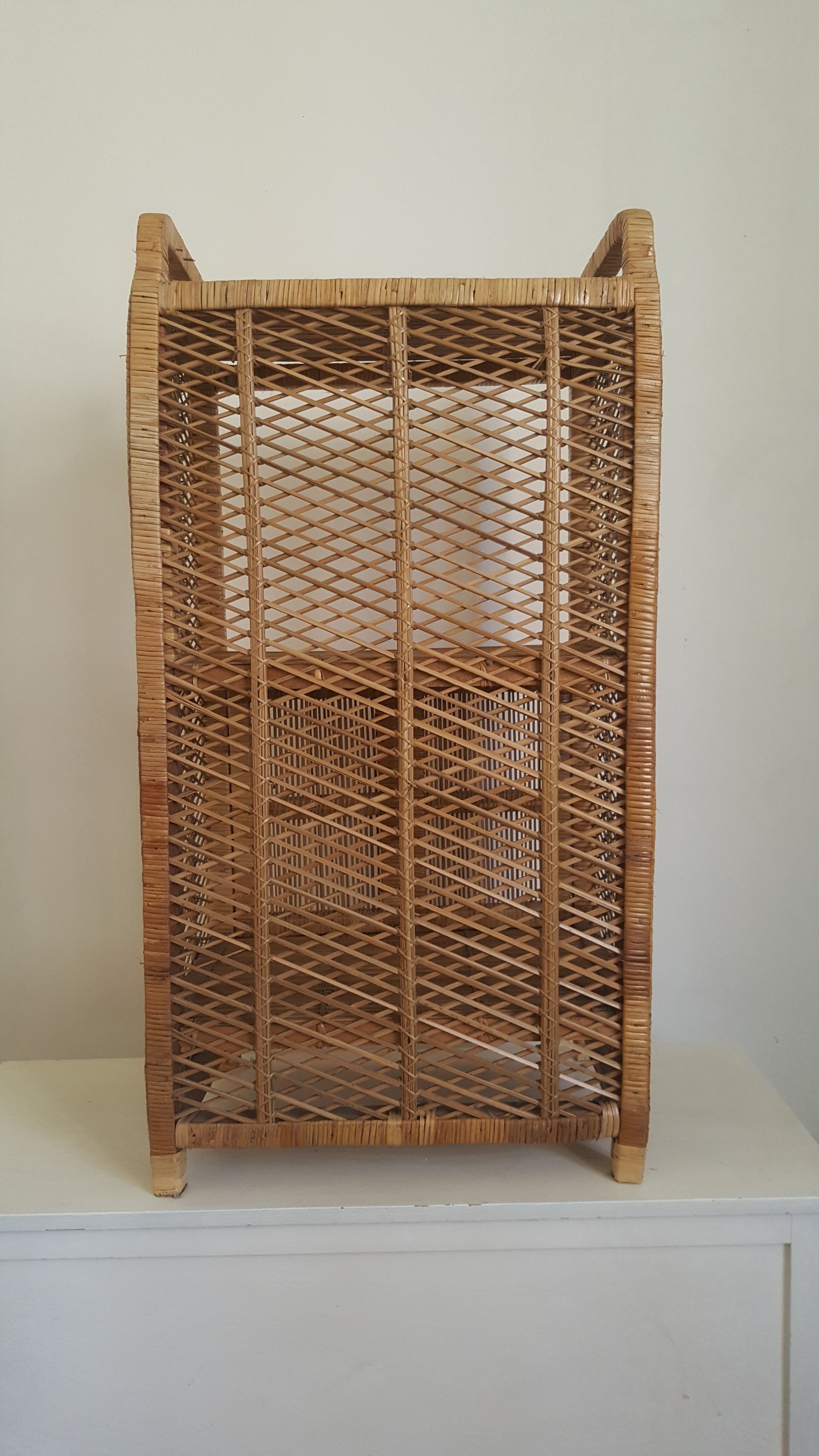 2-door rattan shelf