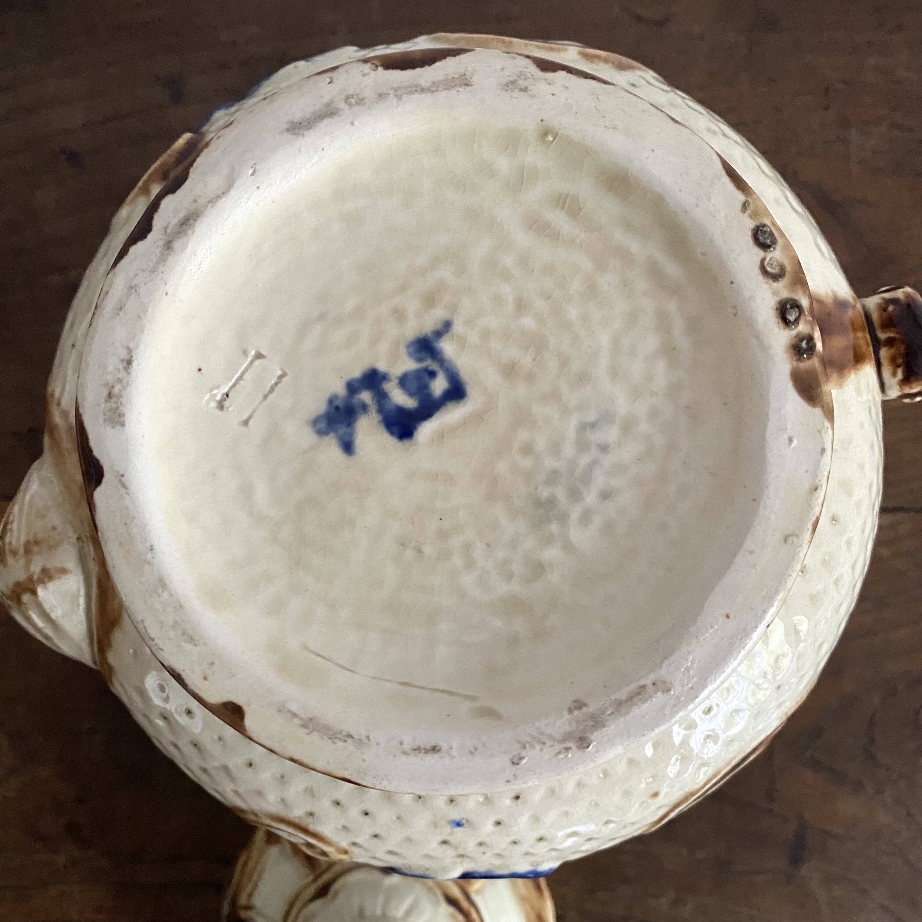 Wasmuel Belgium slip teapot