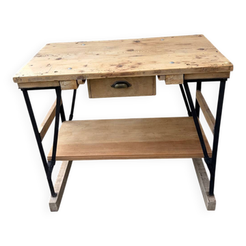 Ancien établi de métier