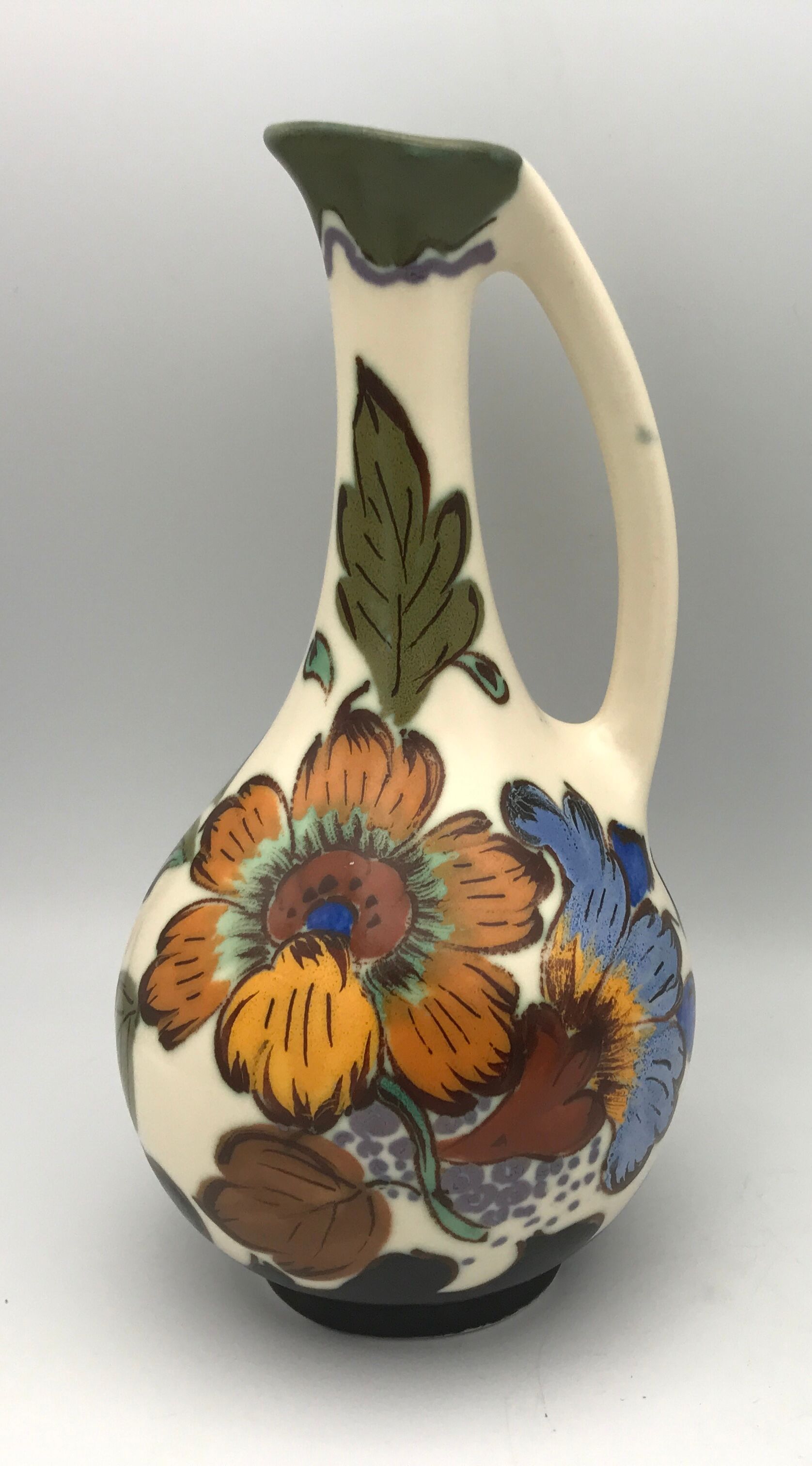 Old porcelain vase royal gouda holland decoration hand signed, 18 cm