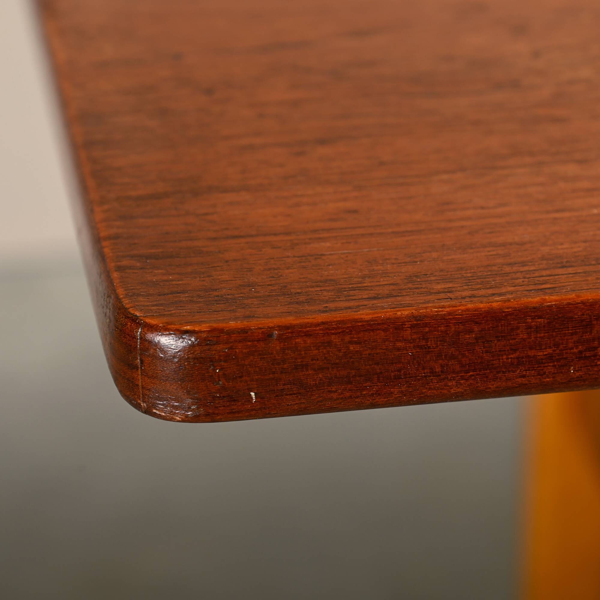 Børge Mogensen Hunting Table in Teak and Oak for Søborg Møbelfabrik