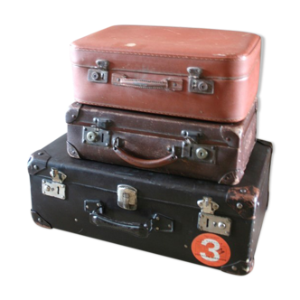 Set of 3 vintage suitcases