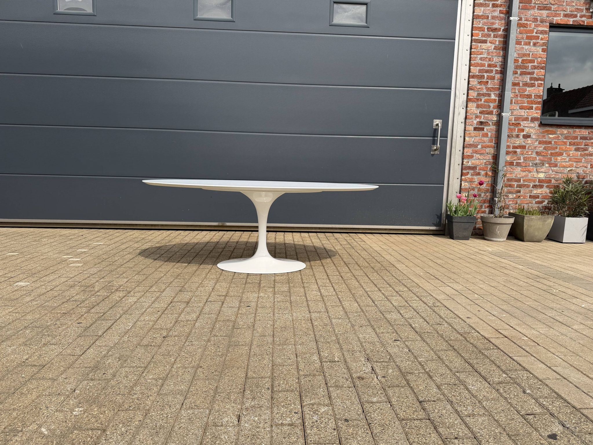 Original oval Tulip Knoll table 198cm white laminate, NEW in the box.