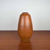 Minimalist vase from East German workshop by Paul Eydner, Waldenburg, 1960s.
