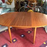 Scandinavian round table has extensions 4-8 pers møbelfabrik