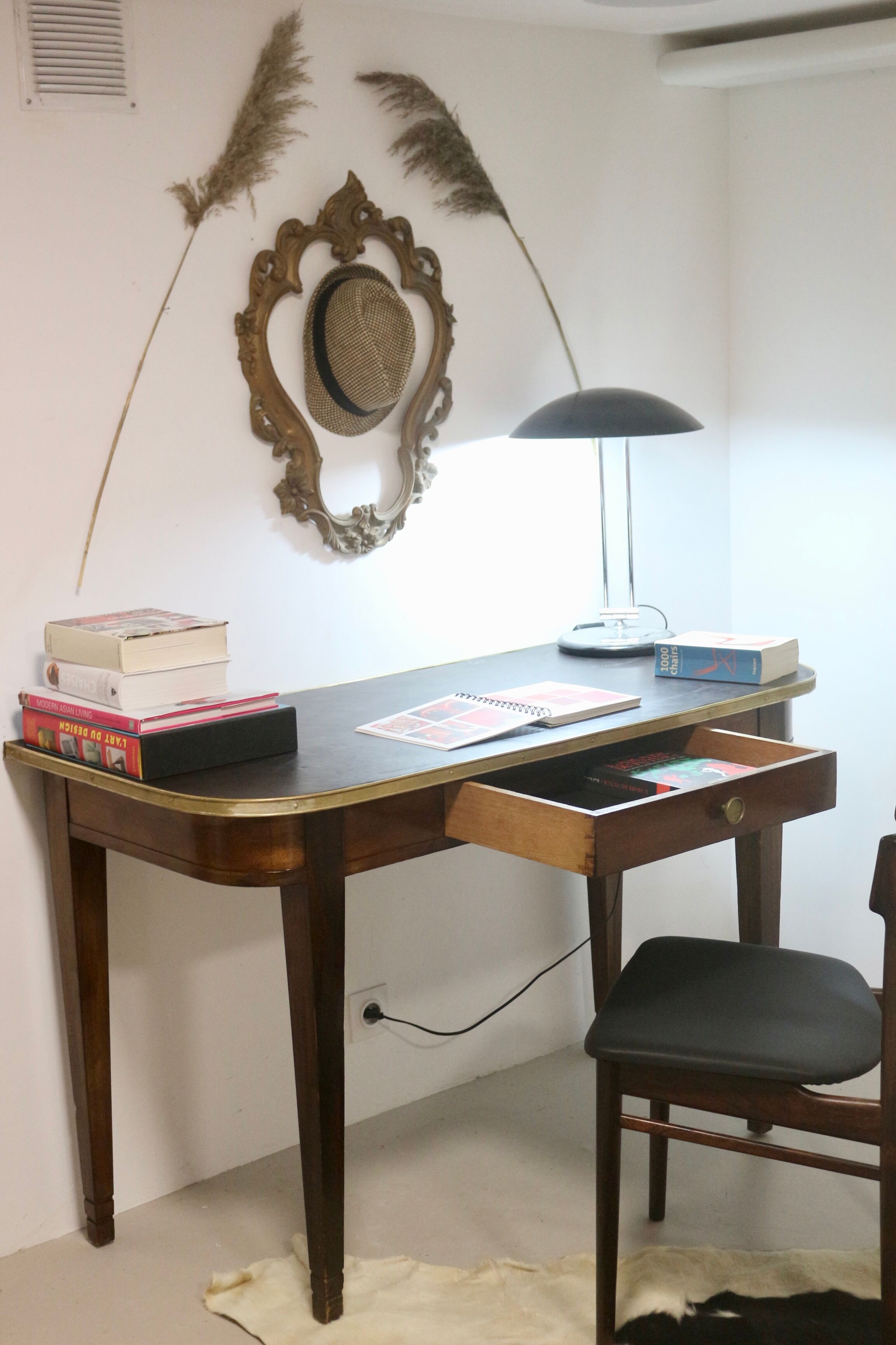 Console or half-moon desk with drawer