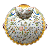 Plat coquille Saint Jacques 19th century signed F F- Fourmaintraux Frères faiencerie de Desvres