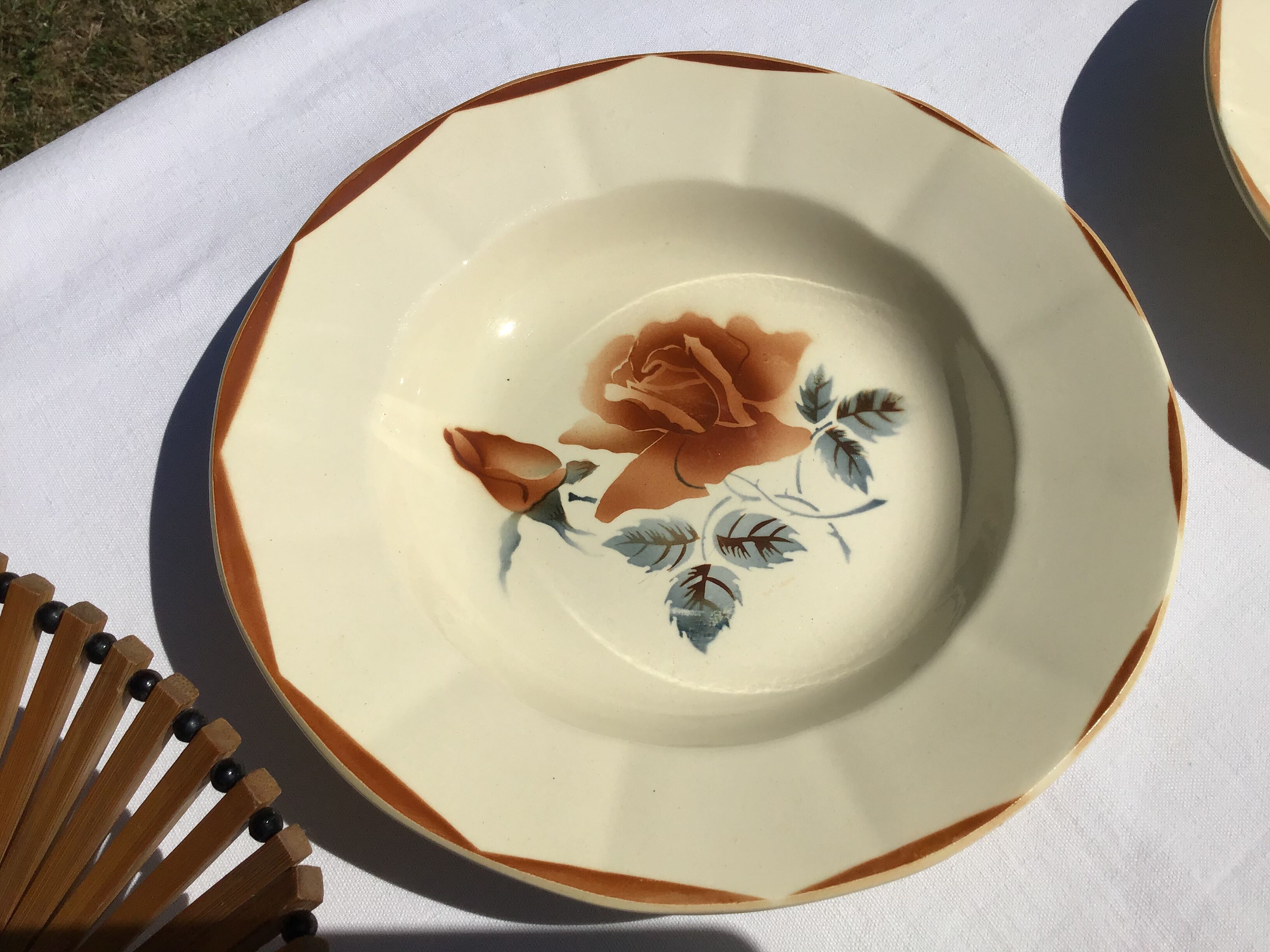 6 Digoin beige caramel edge hollow plates