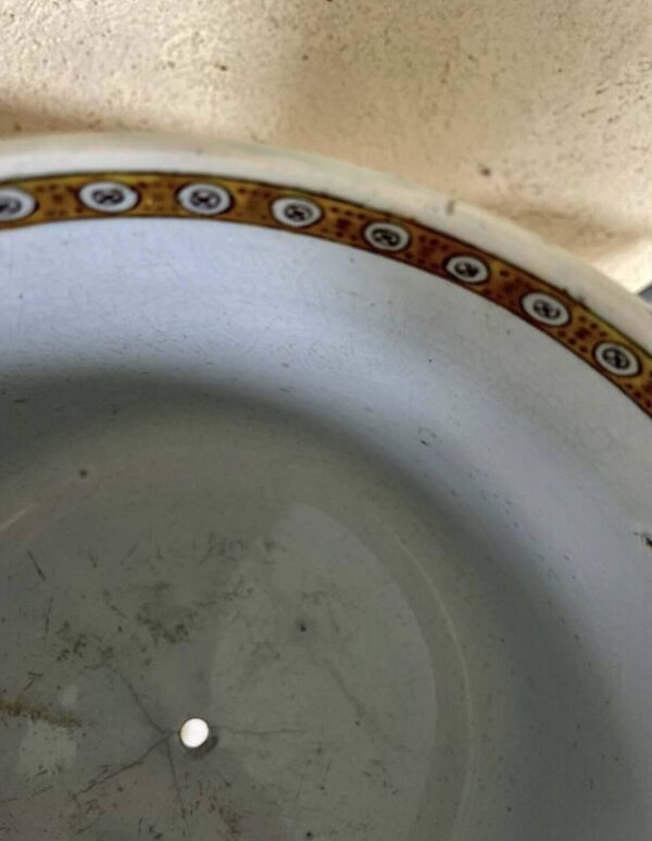 Jardinière en porcelaine de Gien