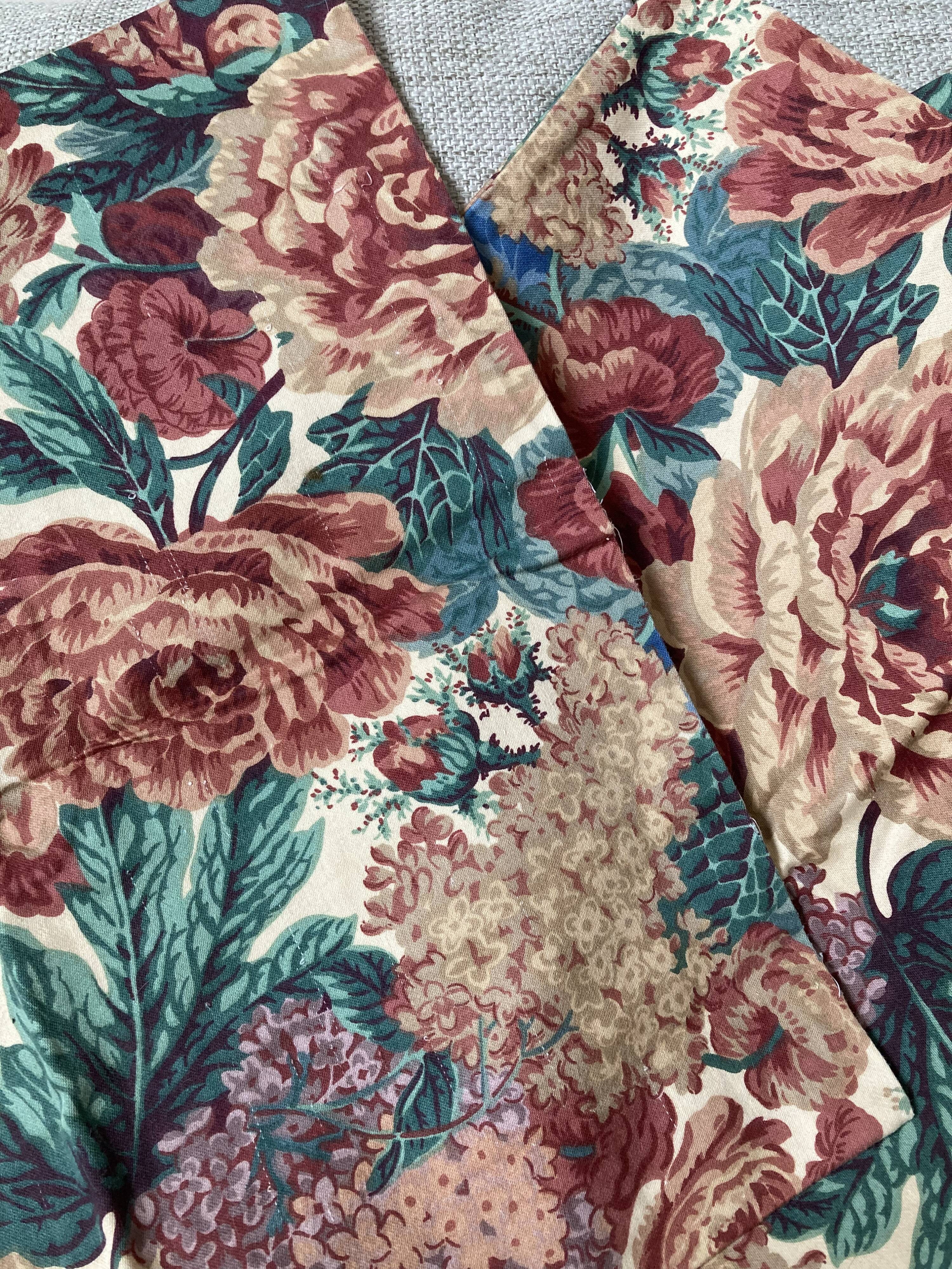 Set of 3 cushion covers in burgundy floral cotton