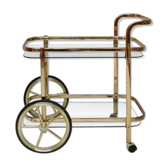 Rolling serving table