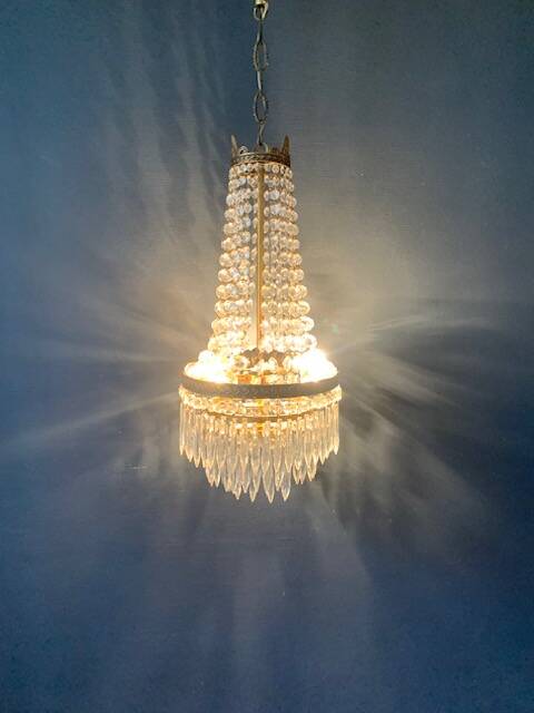 Antique hot air balloon chandelier in brass and crystal, 3 lights, 1920s