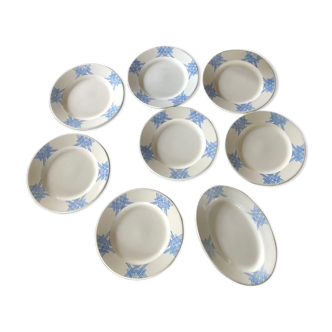 Lot de 7 assiettes et un plat années 50/60