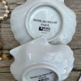 Lot 2 porcelain shells Hôtel de Crillon