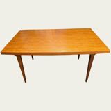 Scandinavian extendable dining table in Teak 1960