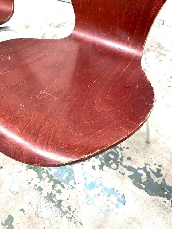 Set of 4 non branded butterfly chairs