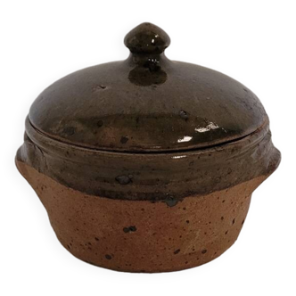 Stoneware box from La Borne by Pierre Digan