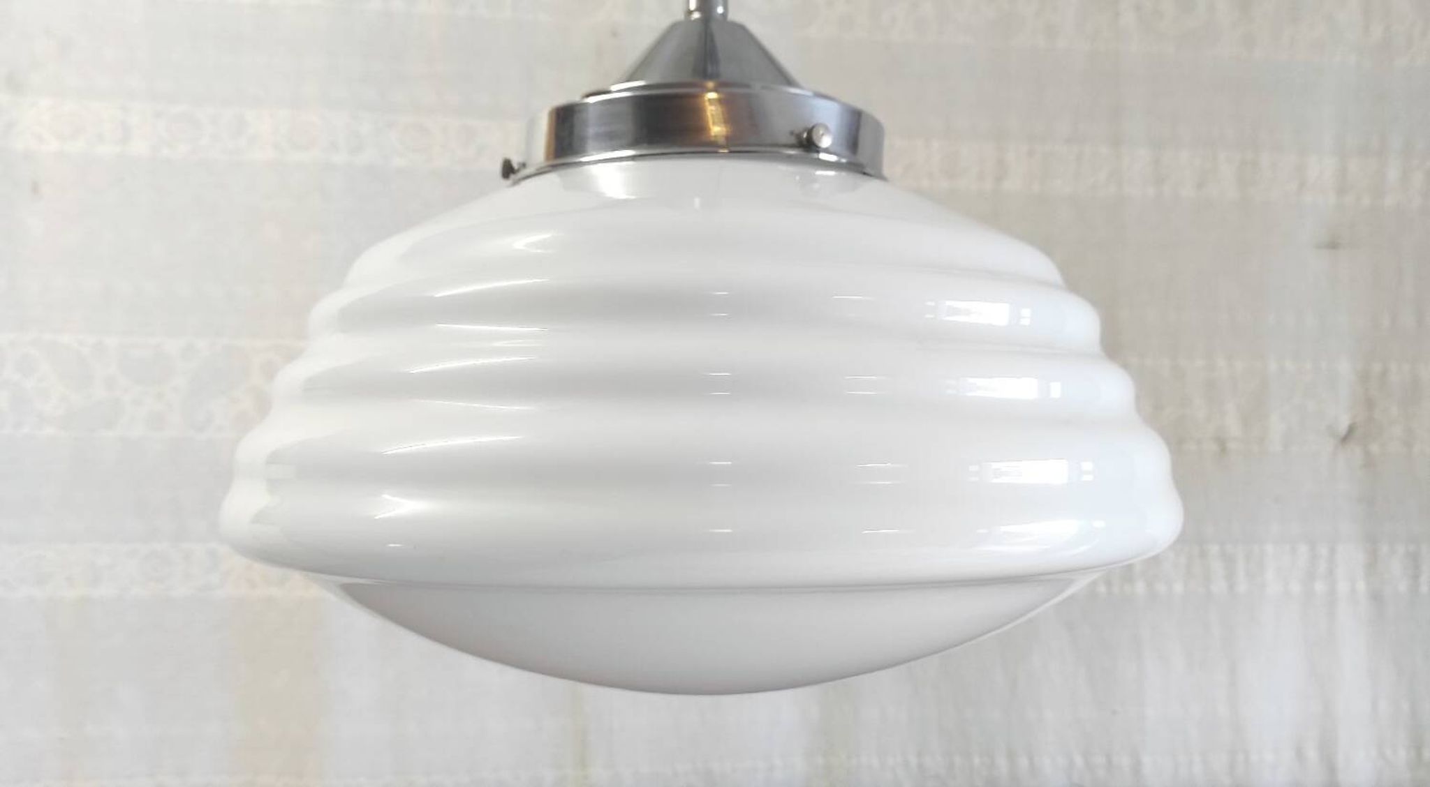 Bauhaus pendant light in chrome metal and opaline globe - 1950s