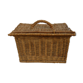 old vintage wicker basket for rabbit poultry