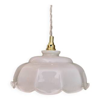 Vintage lamp lamp in white opaline