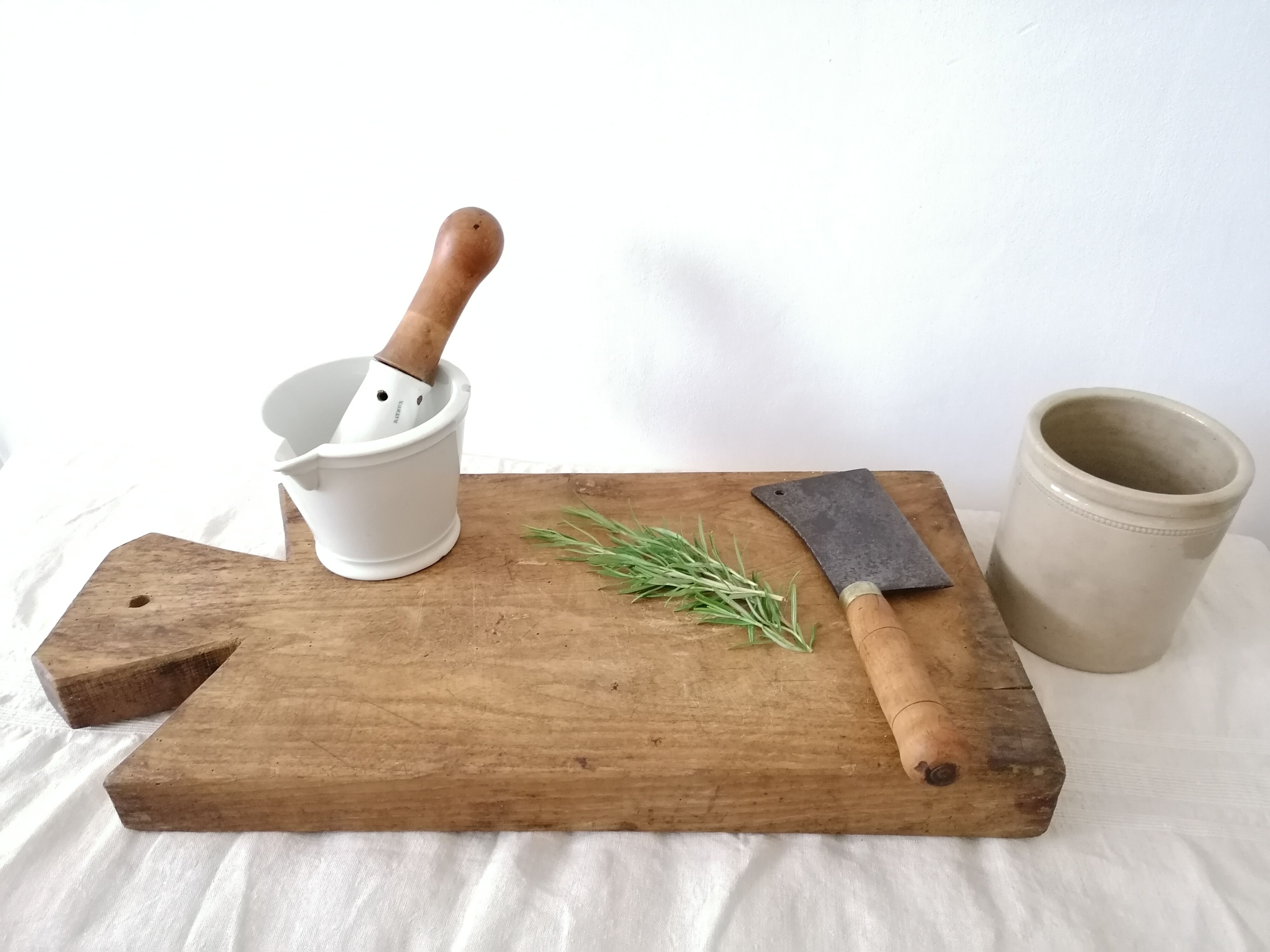 Wooden cutting board