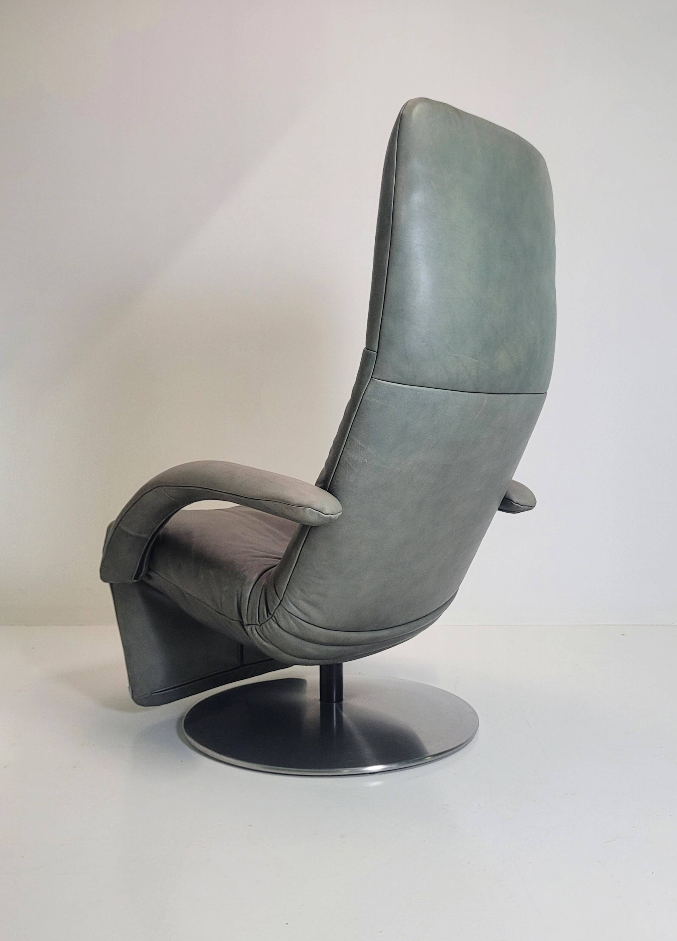 Jori Yoga Recliner – Mono-Move