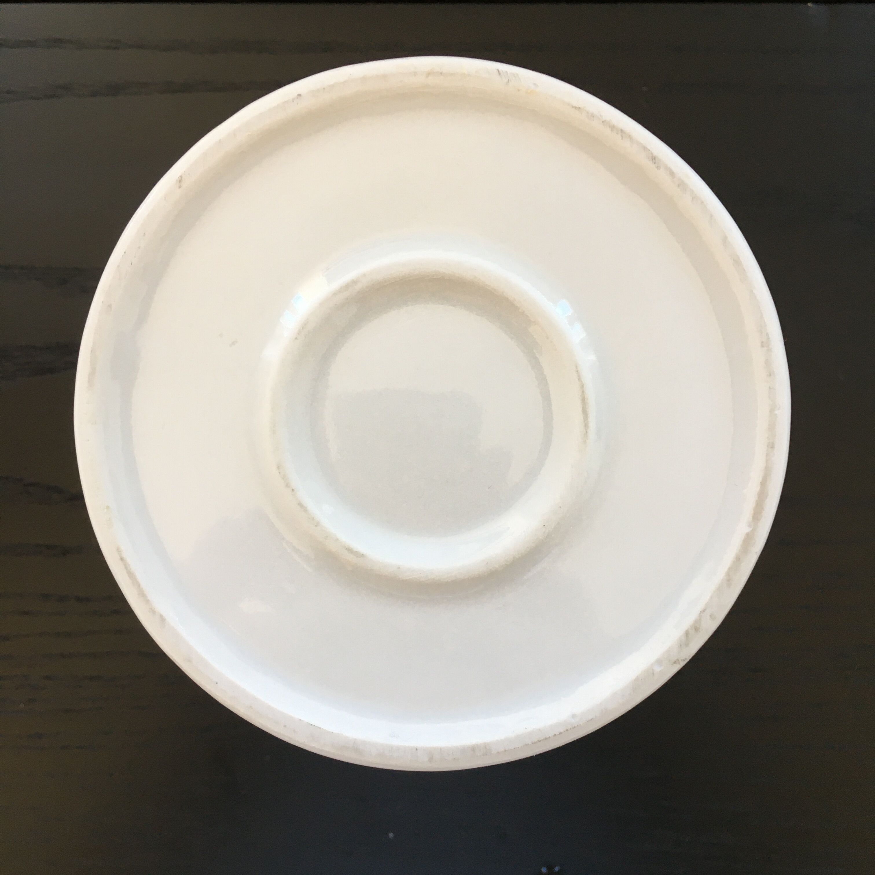 Medici style white pot cover