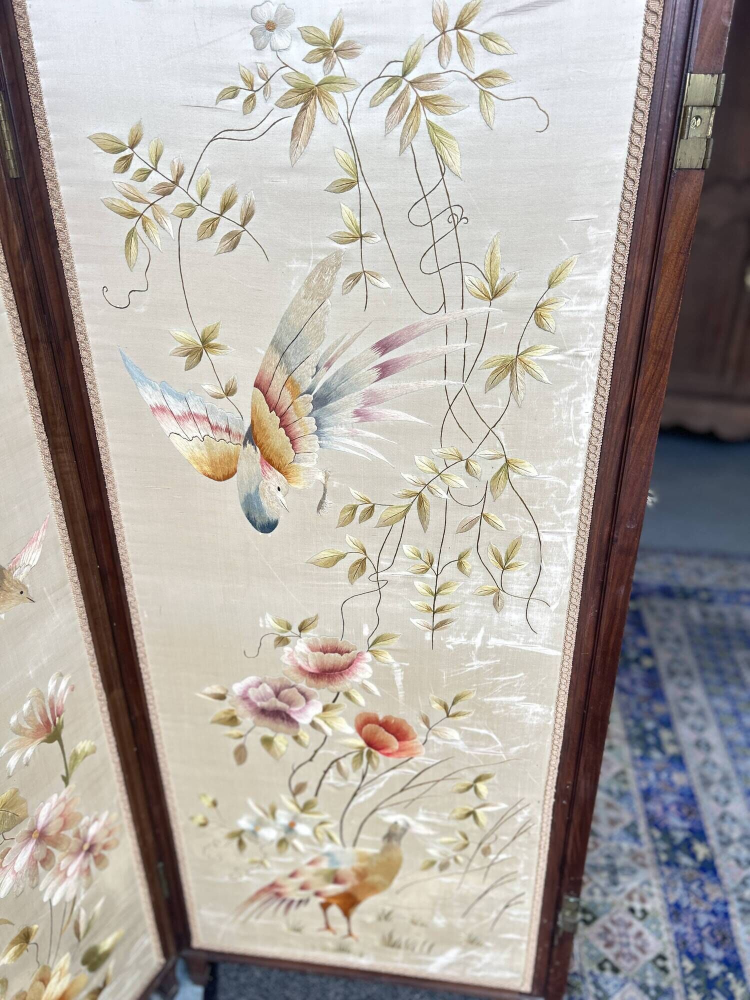 Paravent de Style Louis XVI , bois et soie