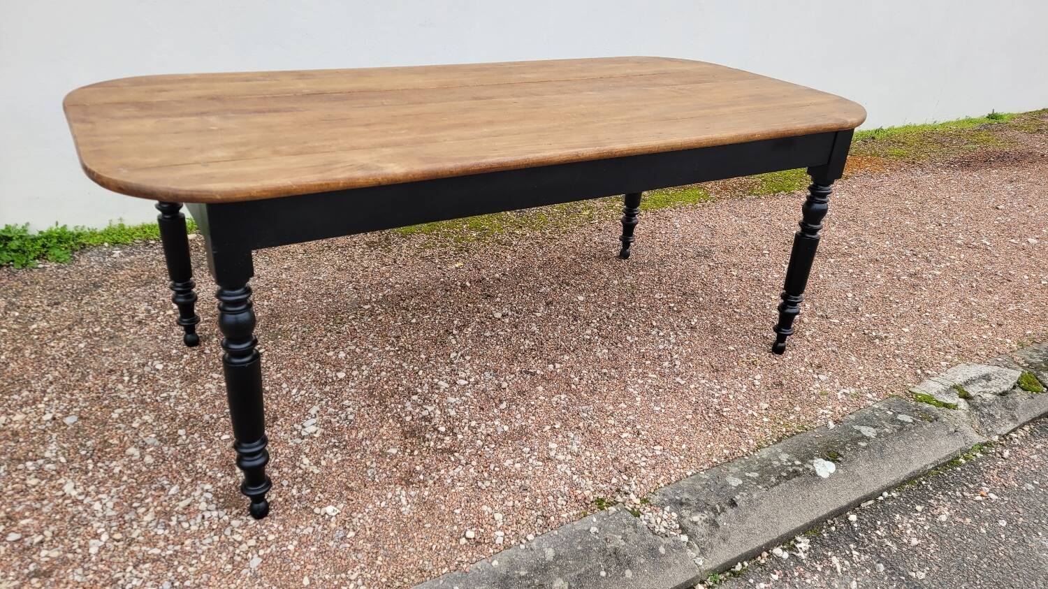 Louis Philippe style oval patinated bistro farm table - 1m90