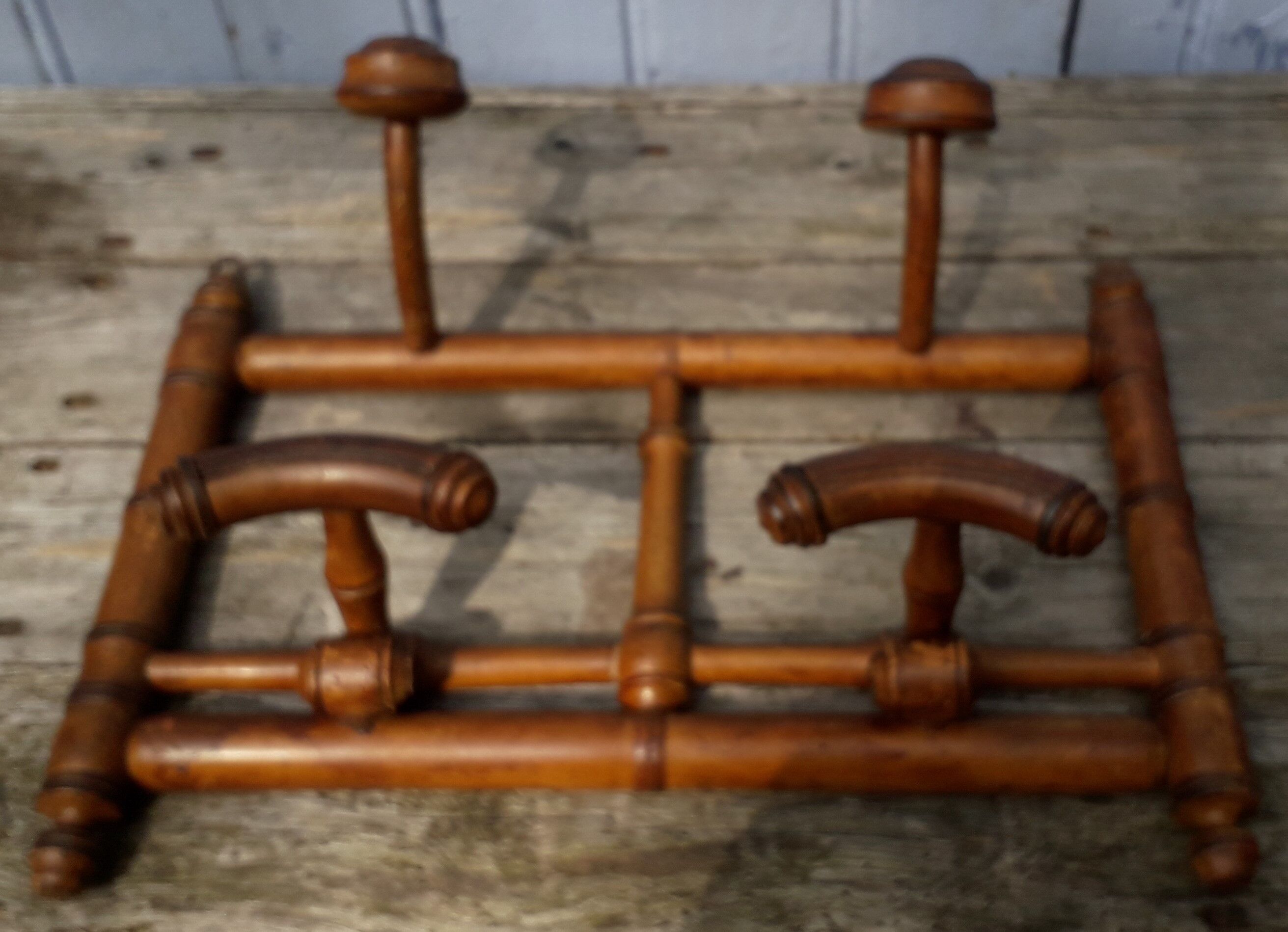 Porte manteau patère en bois